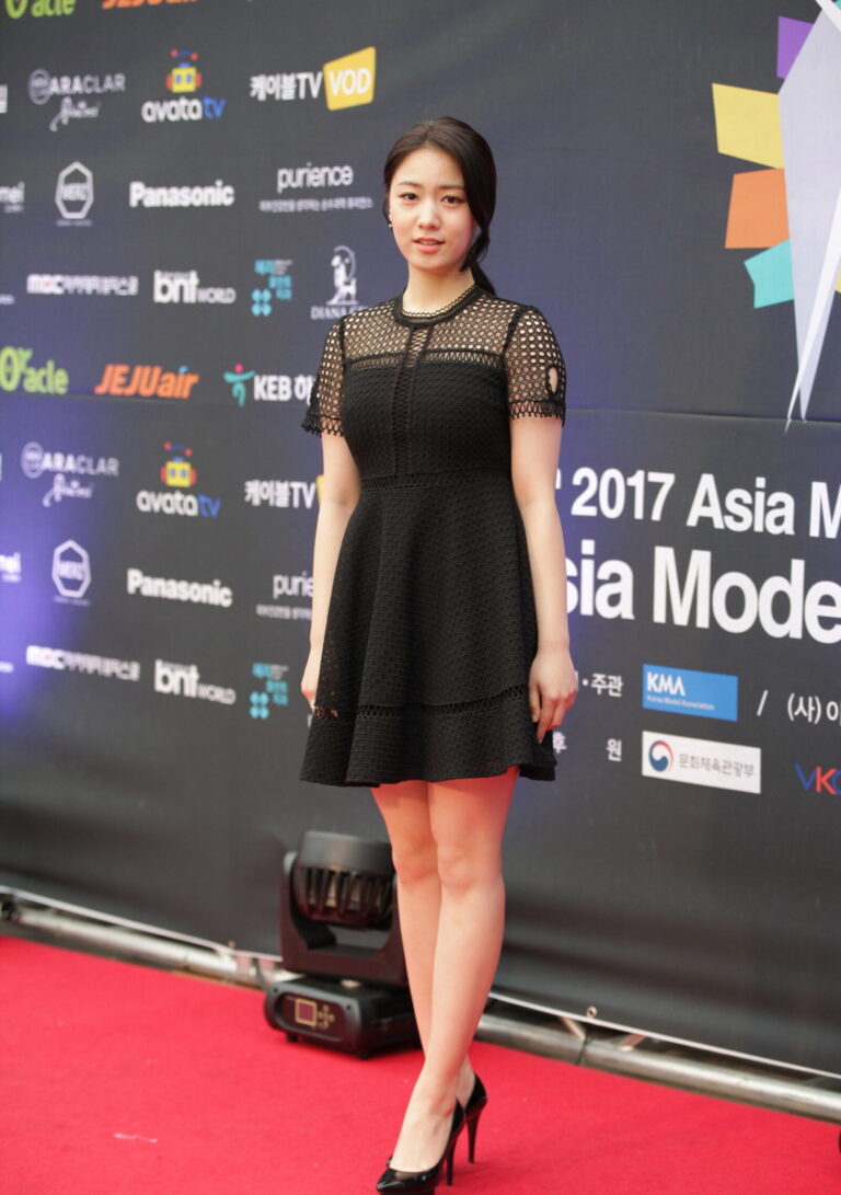 류화영, 9월 12일 결혼 발표…역프러포즈부터 럽스타그램까지 총정리